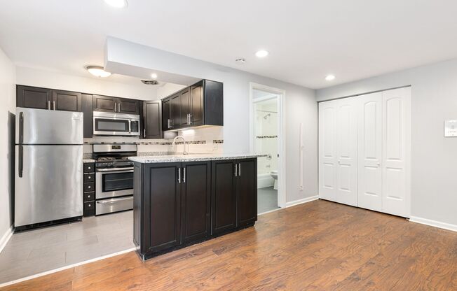 Studio, 1 bath, 336 sqft, $1,475, Unit 101