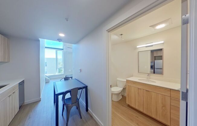1 bed, 1 bath, 419 sqft, $1,590, Unit 510