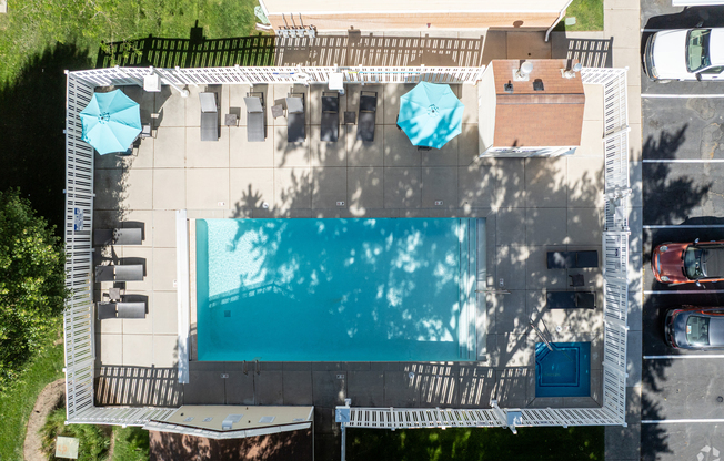 Arcadia-Green-Pool