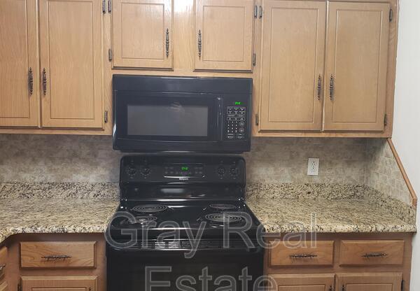 3 beds, 2 baths, $1,700