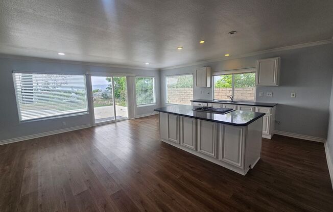 4 bed 2 bath house