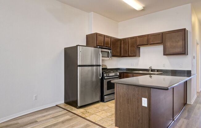 2 beds, 2 baths, 1,034 sqft, $2,995, Unit 505