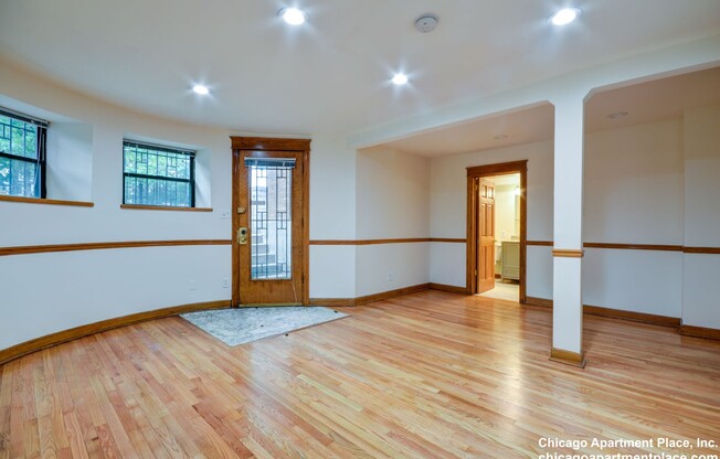 849 W Sheridan Rd 2