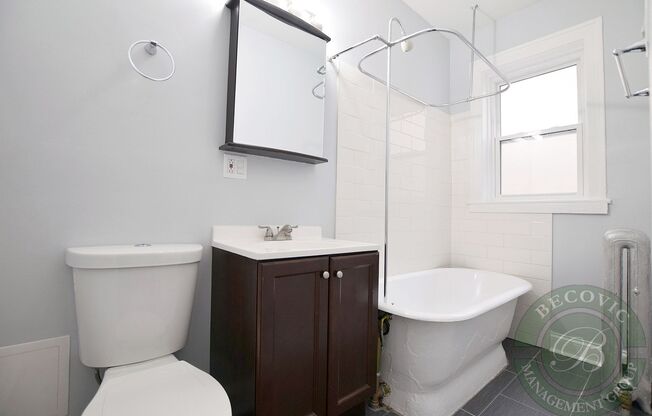 2 beds, 1 bath, 569 sqft, $2,250, Unit 6112-3W