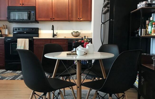 1 bed, 1 bath, 600 sqft, $1,499, Unit 218