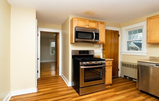 7 MANGANO CT