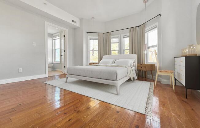 28 ARCADIA ST
