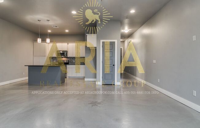 3 beds, 2.5 baths, 1,620 sqft, $1,750, Unit 4746 W. Main St.