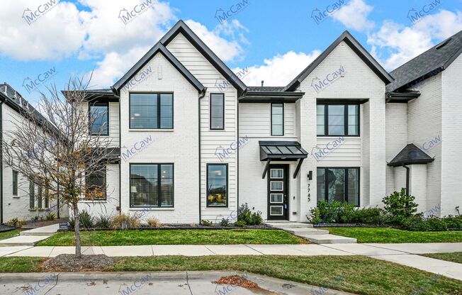 7741 REIS LN