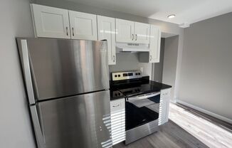 Studio, 1 bath, 300 sqft, $1,599, Unit 24 Monarch Way Apt 107