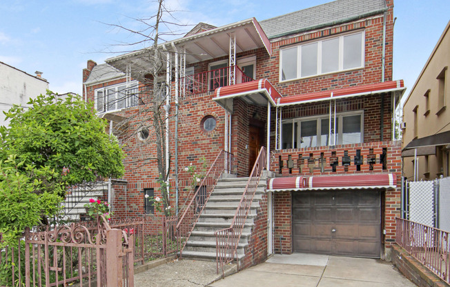 2345 E 1 ST