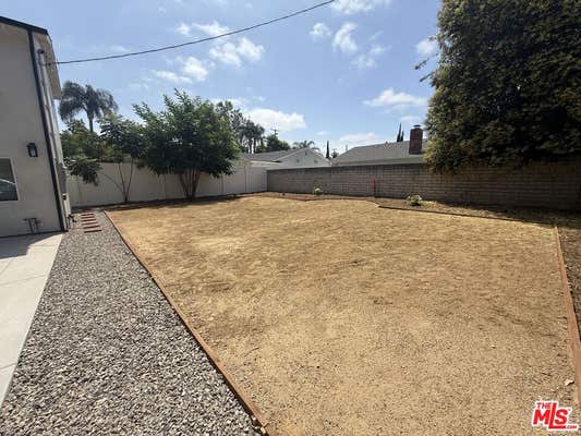 5756 FALLBROOK AVE