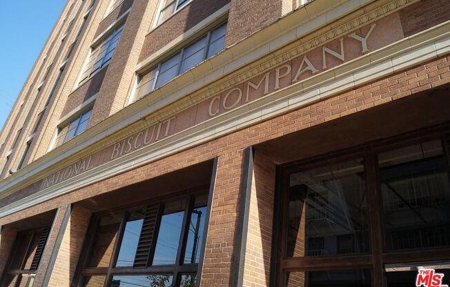 1 bed, 2 baths, 1,189 sqft, $3,950, Unit 504