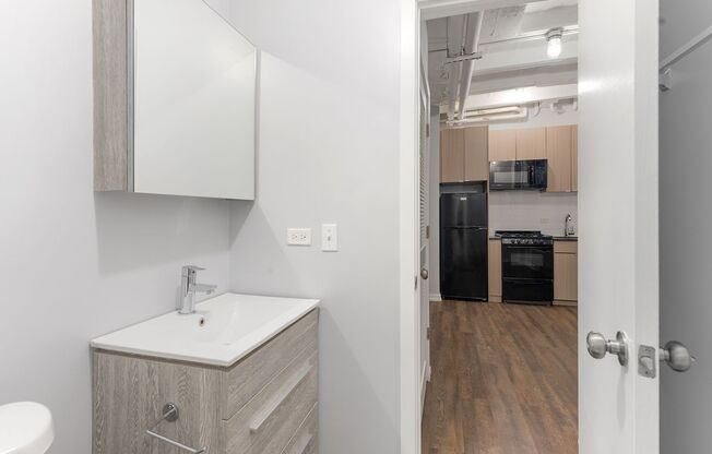 Studio, 1 bath, 172 sqft, $1,475, Unit 105