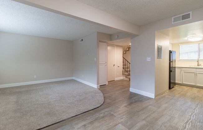 3 beds, 1.5 baths, 1,025 sqft, $2,275, Unit 490004
