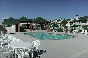 1 bed, 1 bath, 660 sqft, $1,050, Unit 299