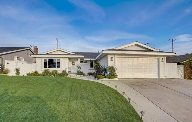 Welcome Home to Your Dream Entertainer's Oasis! In La Habra Heights!