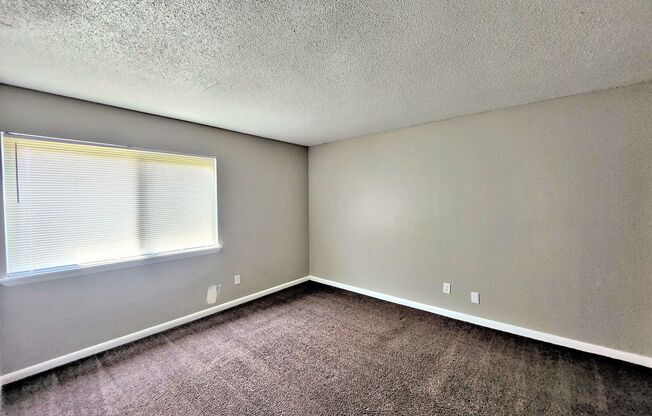 2 beds, 1.5 baths, 1,044 sqft, $950, Unit 6A