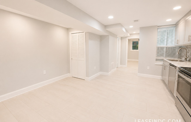 55 QUINCY PL NW