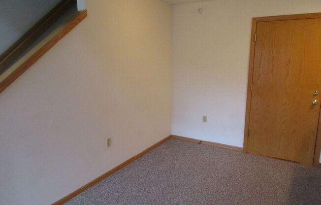 3 beds, 2 baths, $3,600, Unit CV 118-J