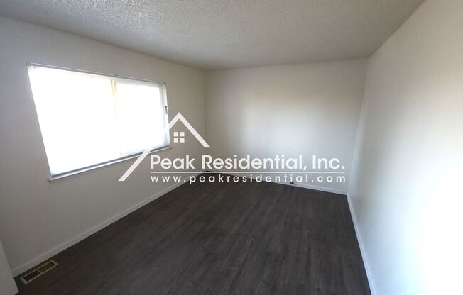 2 beds, 1 bath, $1,450