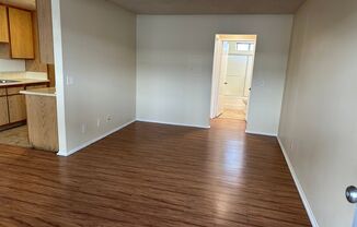 1 bed, 1 bath, $1,700, Unit 07