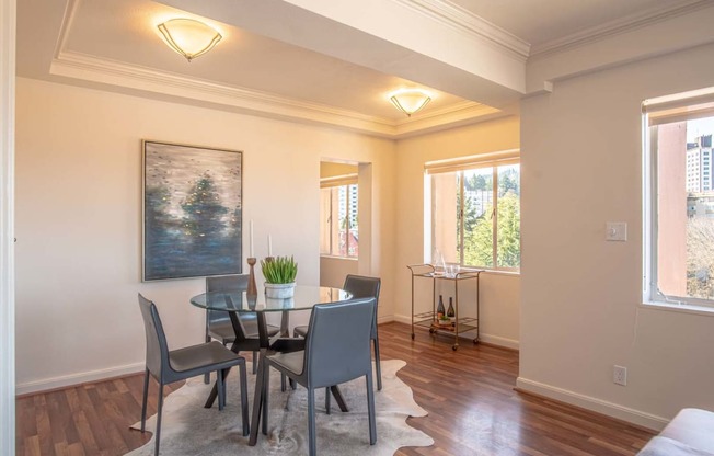 Dining room at Portland Towers