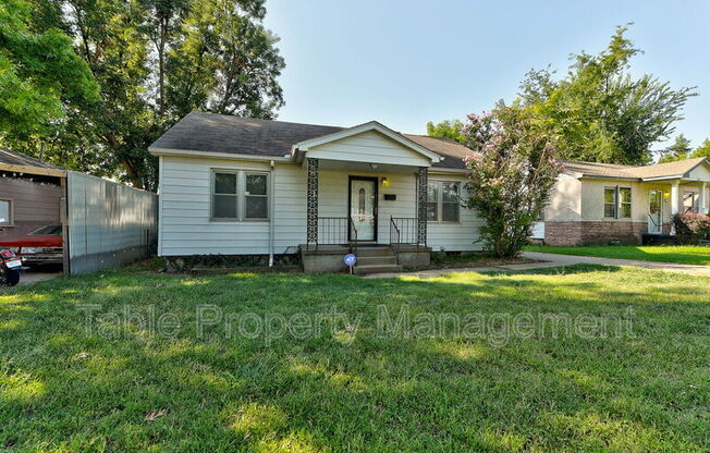 536 SW 48 ST