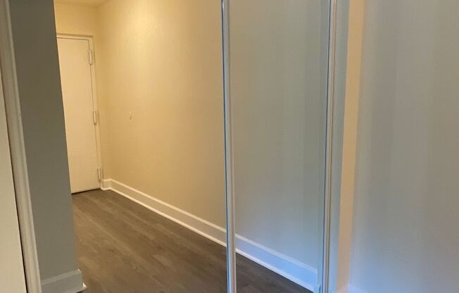 2 beds, 2 baths, 1,000 sqft, $1,990, Unit 14207 #103