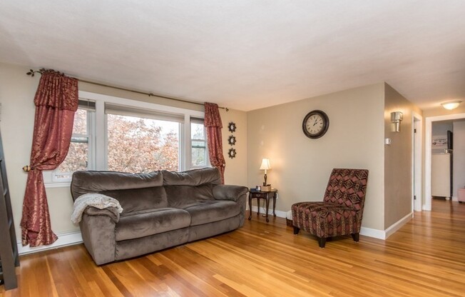 170 RAVENSWOOD