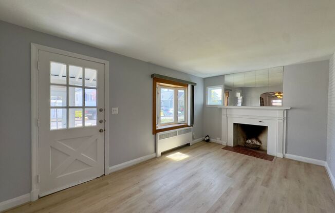 Charming 3 Bedroom/2 Bathroom Home with Large Backyard in Arbutus, MD!