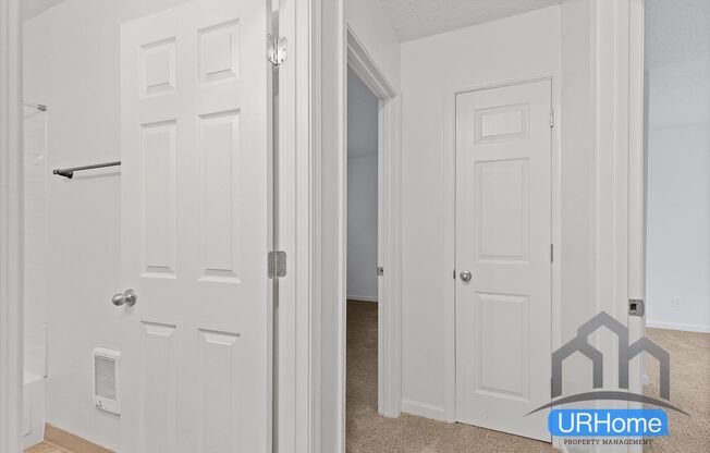 2 beds, 1 bath, 825 sqft, $1,755, Unit 7117