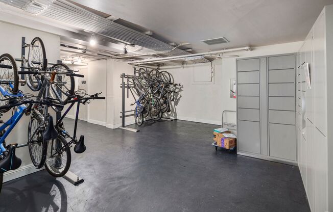 1 bed, 1 bath, 600 sqft, $1,550, Unit 321