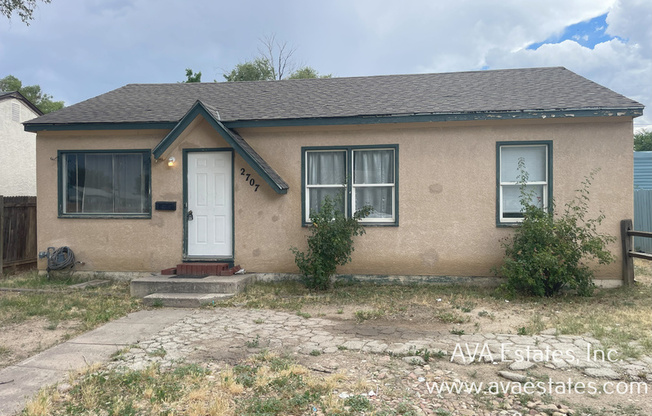 2707 CHEYENNE AVE