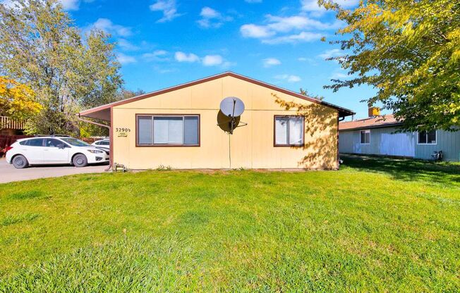 3290 1/2 Lombardy Lane