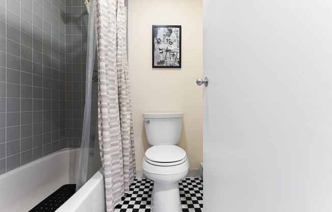 1 bed, 1 bath, 644 sqft, $2,400, Unit 407