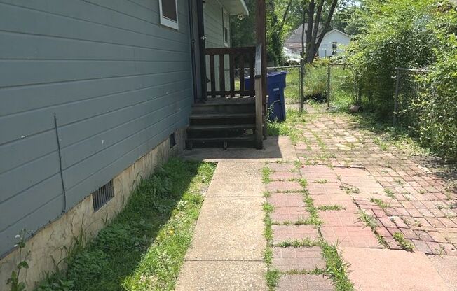 3406 4 AVE