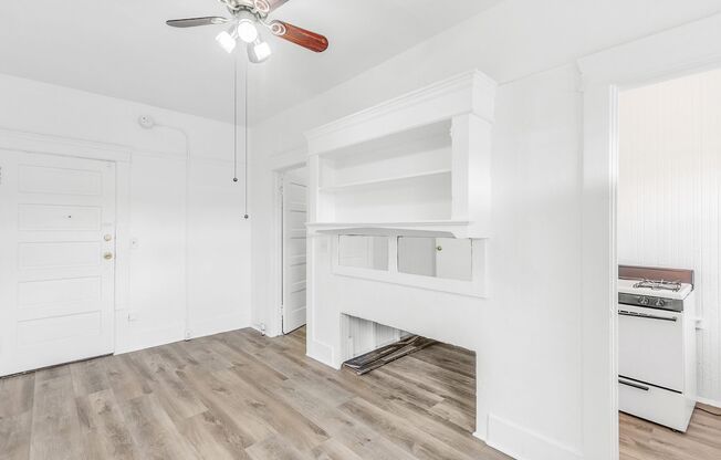 1 bed, 1 bath, $1,195