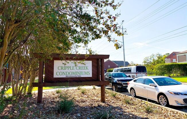 College Station - 2 Bedroom, 2 Bath - Downstairs Condo at Cripple Creek Condo