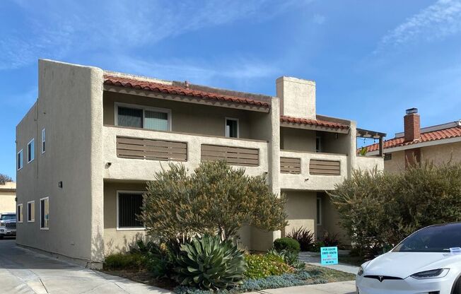 2 beds, 2 baths, 1,000 sqft, $2,795, Unit B