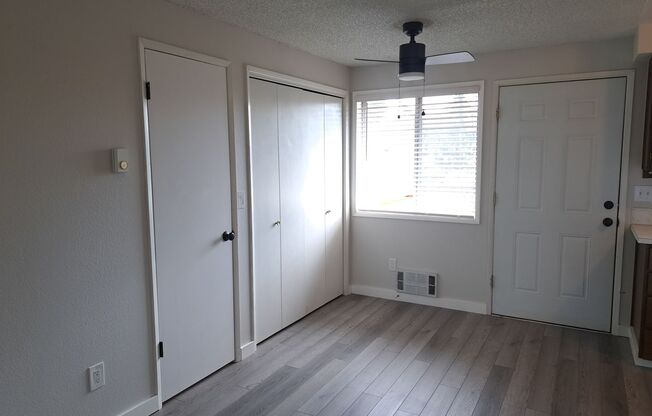 2 beds, 1 bath, 864 sqft, $1,495