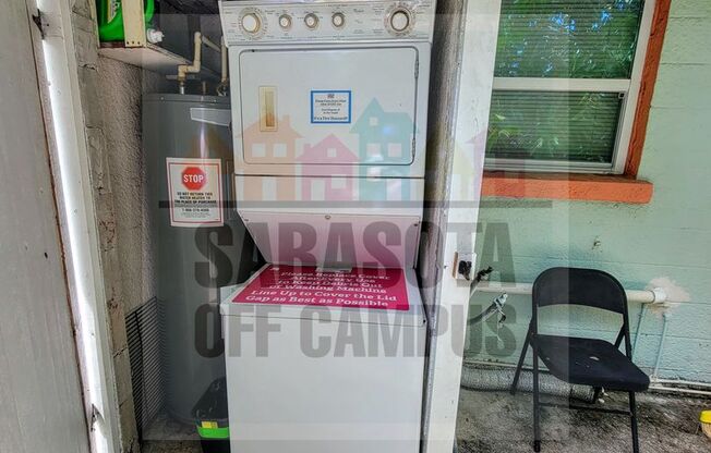 1 bed, 1 bath, $2,100, Unit 946 Unit A Full Home