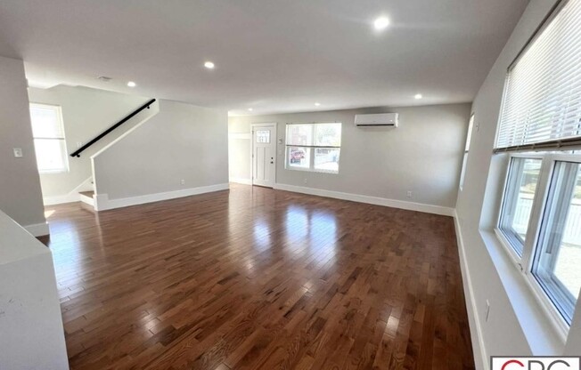 290 RIVERSIDE AVE