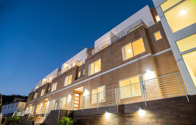 Luxury Townhomes in Hillcrest/Mission Valley