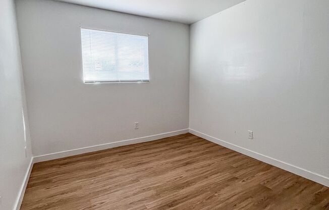 3 beds, 2 baths, 1,100 sqft, $1,745, Unit 105