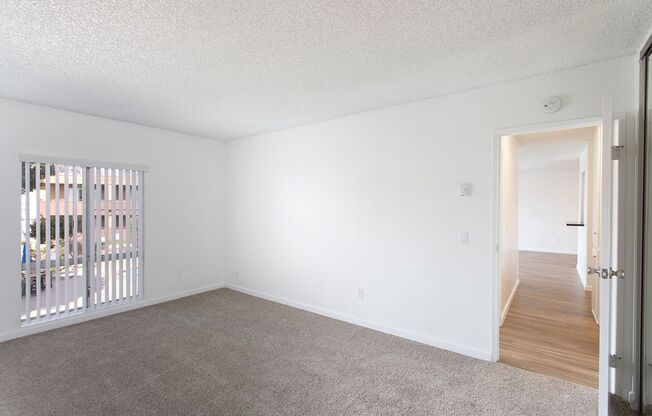 2 beds, 2 baths, 1,027 sqft, $2,595, Unit A-13