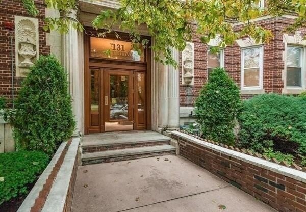 1 bed, 1 bath, 500 sqft, $3,000, Unit 30
