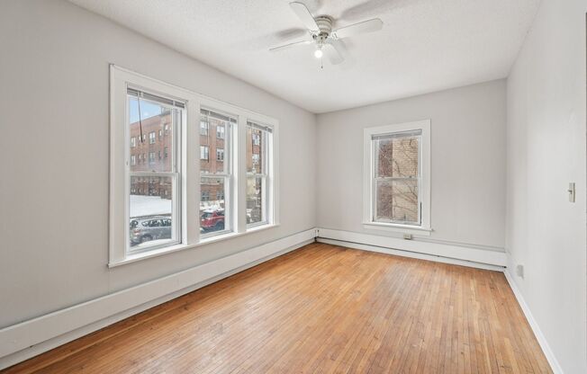 2 beds, 1 bath, 720 sqft, $1,395, Unit 102