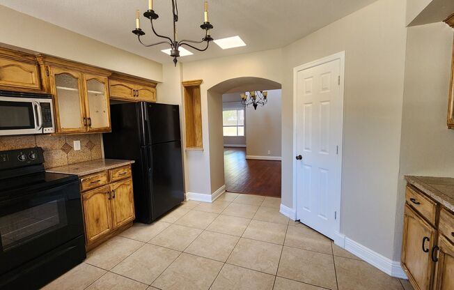 3 beds, 2 baths, $2,000