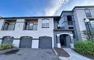 8516 IS BREEZE LN
